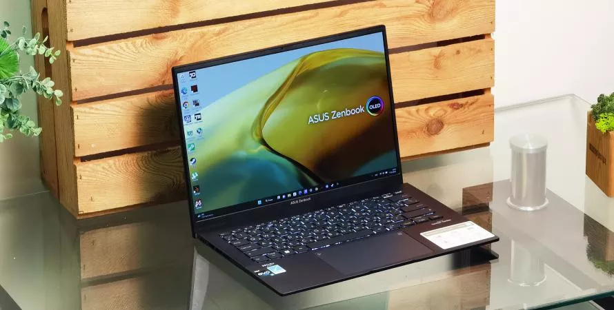 Notre test du ASUS ZenBook 14 OLED : un PC prometteur