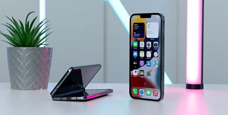 L'iPhone pliable, bientôt une réalité ? Apple sur les traces du Galaxy Z Flip