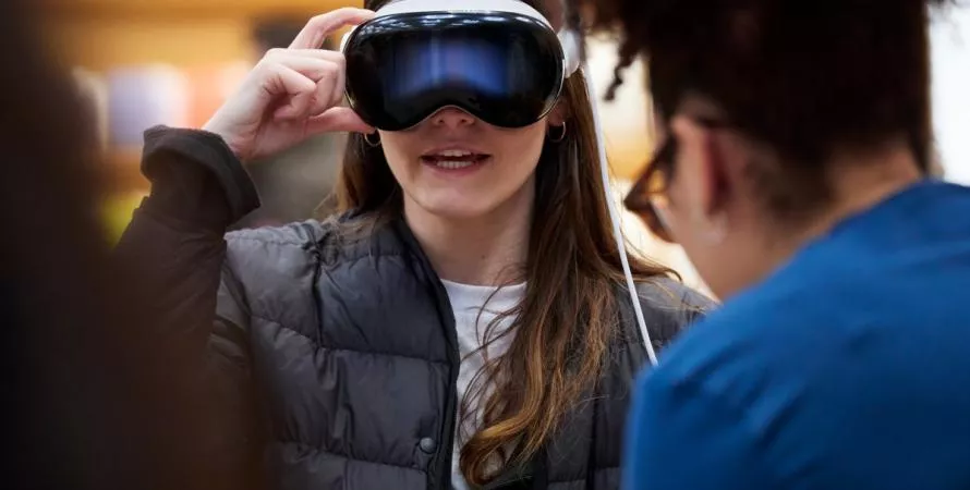 La sortie du Apple Vision Pro 2 pas avant 18 mois, selon les rumeurs