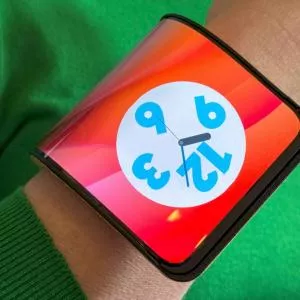 Plongée dans le concept d'écran adaptable de Motorola au MWC 2024