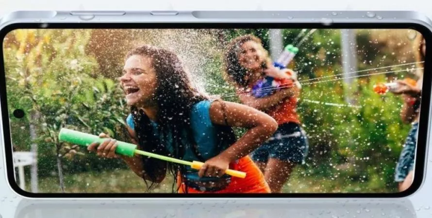 Découvrez les vidéos promo officielles des Galaxy A55 et A35 de Samsung
