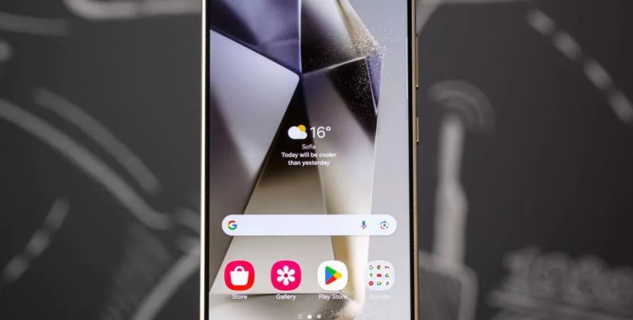 Samsung met en avant la résistance de l'écran du Galaxy S24 Ultra