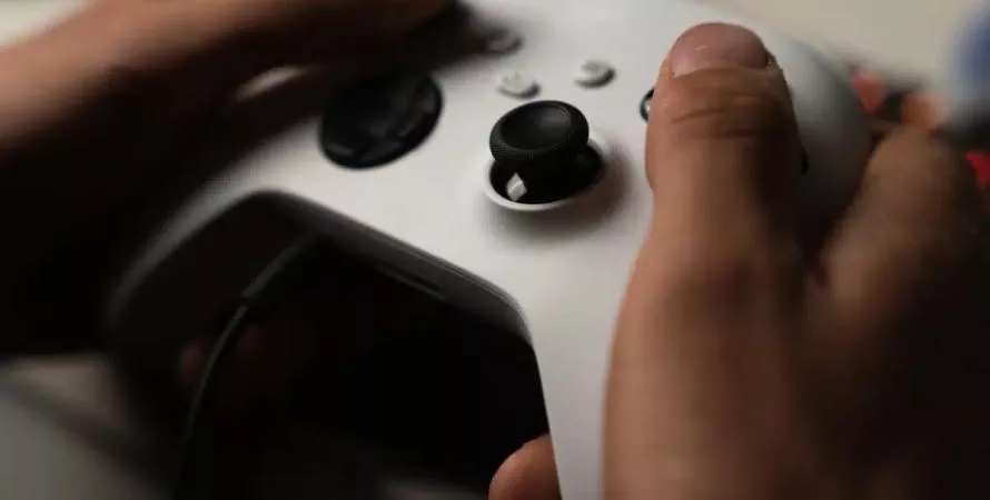 Microsoft dit adieu aux déconnexions de casques sur les manettes Xbox