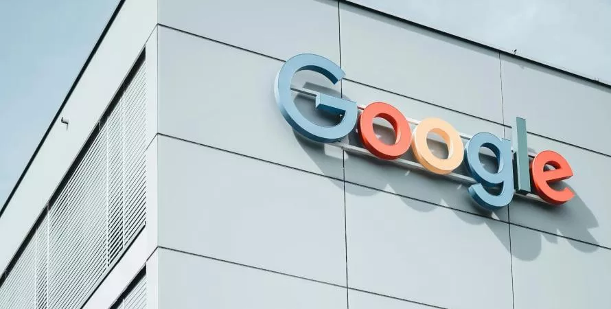 Google mise gros sur l'IA et prévoit d'investir plus de 100 milliards de dollars