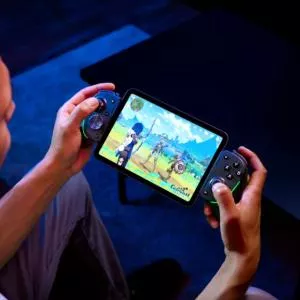 Le nouveau contrôleur Razer Kishi Ultra, compatible avec presque tous les appareils