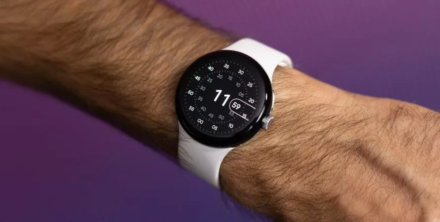 Une nouvelle fonctionnalité pour synchroniser les permissions d'applis entre votre téléphone Android et votre montre Wear OS