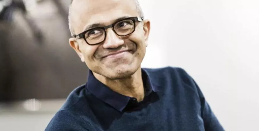 Microsoft, jaloux de Google, se lance dans l'IA avec OpenAI