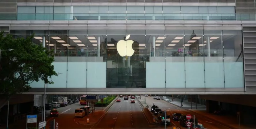 Apple peine avec les ventes d'iPhone, mais les services cartonnent
