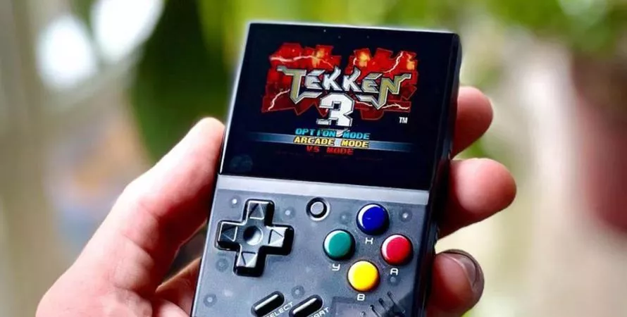 Le prix de la Miyoo Mini+ s'effondre : la mini console rétrogaming à ne pas manquer