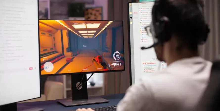 Comment bien installer ton écran PC gamer en 2024 ?