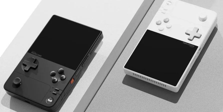 AYANEO dévoile deux nouvelles consoles rétro : Pocket DMG et Pocket Micro