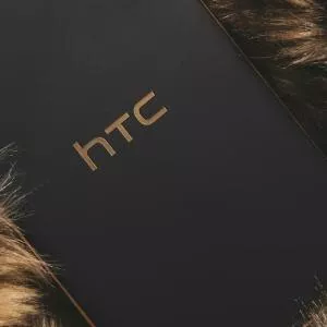 HTC revient avec un nouveau smartphone, nostalgie et innovation au rendez-vous