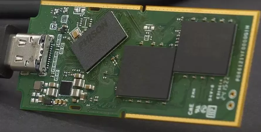 Phison présente le premier contrôleur USB4 et promet des SSD ultra-rapides