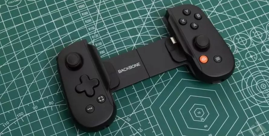 Test complet de la Backbone One 2e Gen : parfaite pour les joueurs mobiles ?