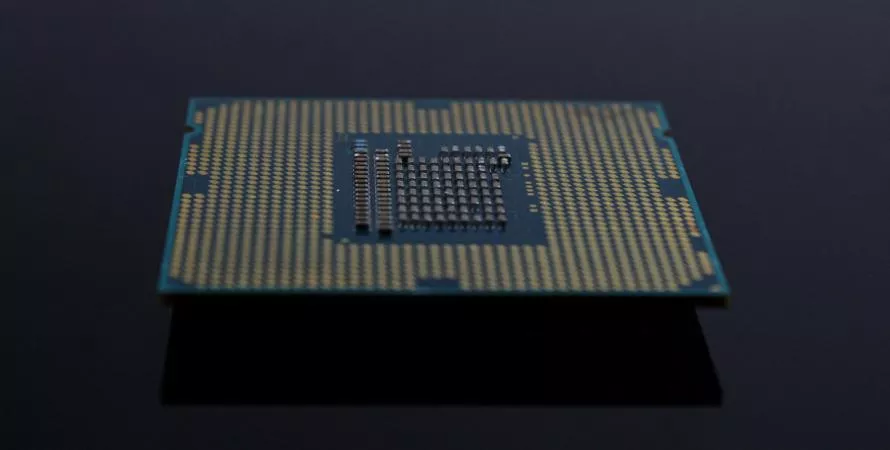 Intel Arrow Lake pourrait tarder jusqu'en décembre, AMD en avance avec son Ryzen 9000