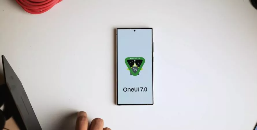 Samsung One UI 7 s'inspire-t-il trop d'Apple ?