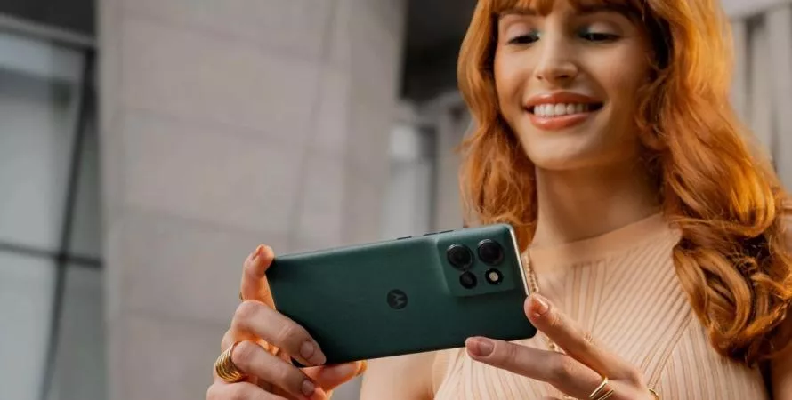 Découverte du Motorola Edge 50 : Performance et Résilience au Rendez-vous