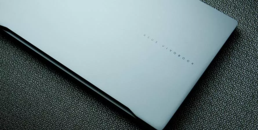 Découverte du Asus Vivobook S 15 S5507 avec le Snapdragon X Elite