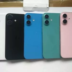 Le nouvel iPhone 16 Pro se pare d'or, pas de brun!