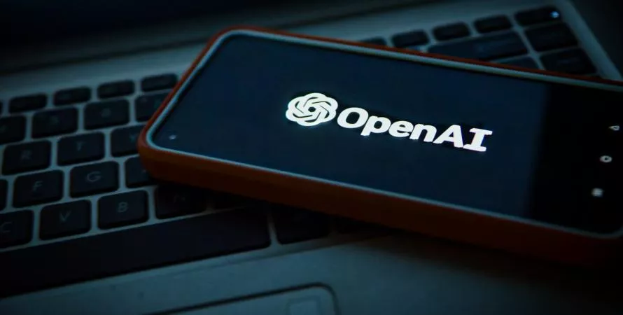 OpenAI déjoue une opération d'influence iranienne utilisant ChatGPT pour fabriquer des fausses nouvelles