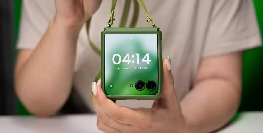Le Motorola Razr 50s, le nouveau pliable à prix doux attendu lundi