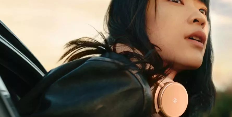 Découvrez le Beoplay H100 de Bang & Olufsen : un casque sans fil de luxe