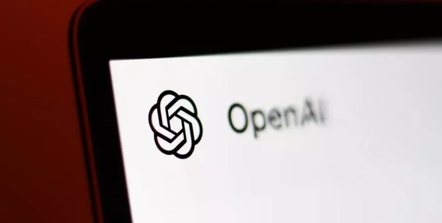 ChatGPT va vous coûter un bras : OpenAI prévoit de doubler les prix