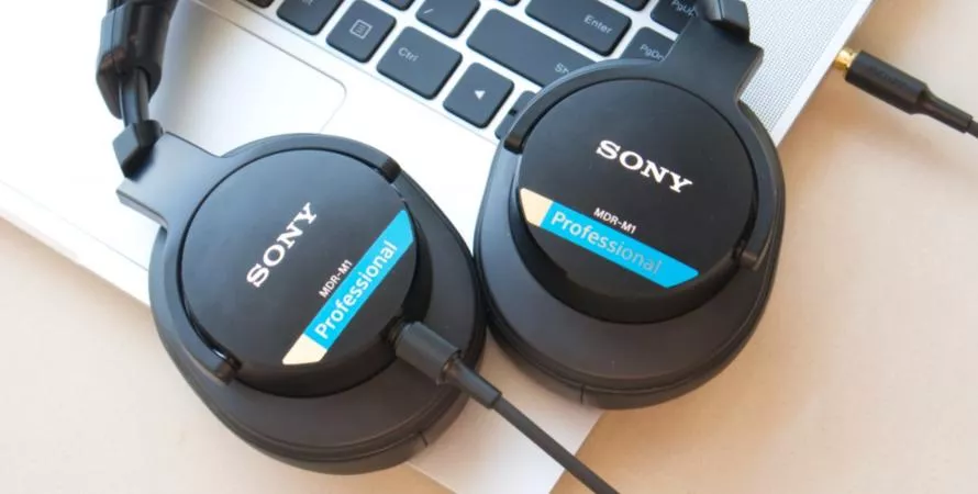 Test du Sony MDR-M1 : le casque studio qui veut succéder à une légende