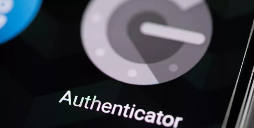 Google Authenticator fait peau neuve : copie simplifiée et recherche intégrée