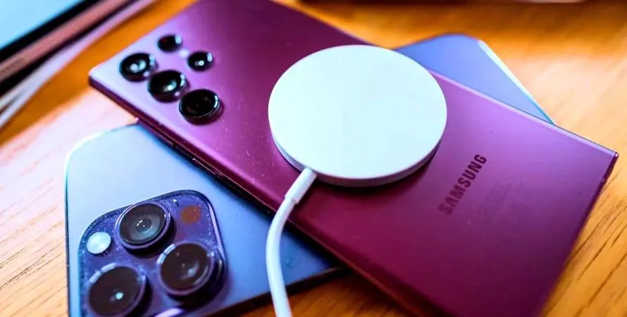 Galaxy S25 : Samsung prêt à séduire les utilisateurs d’iPhone avec le MagSafe ?