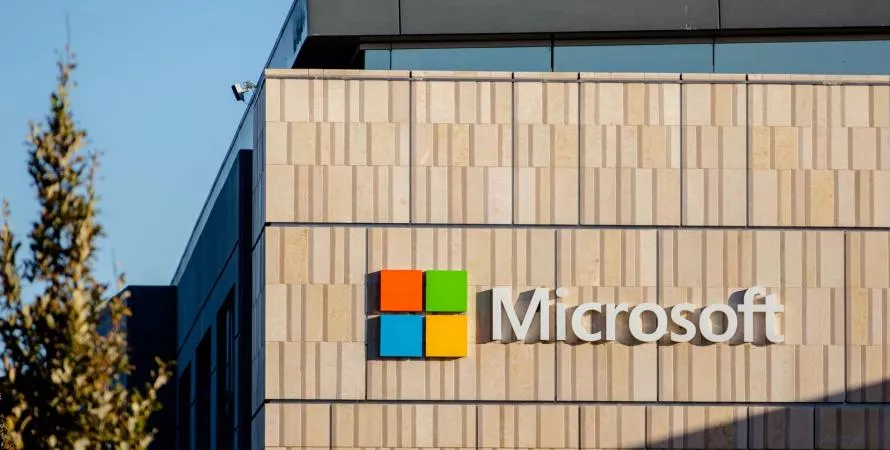 Microsoft investit 80 milliards de dollars dans l’IA en 2025