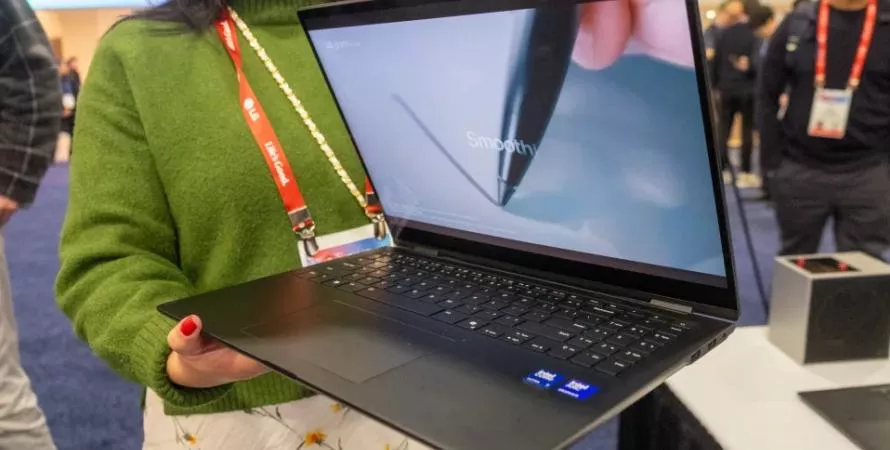 LG Gram Pro 2-in-1 : Légèreté, puissance et IA au CES 2025