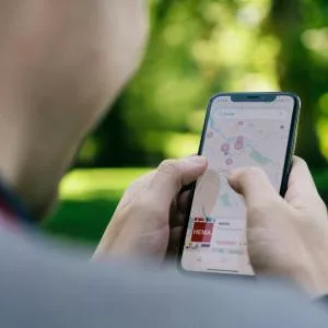 2024 : les smartphones retrouvent des couleurs après la crise