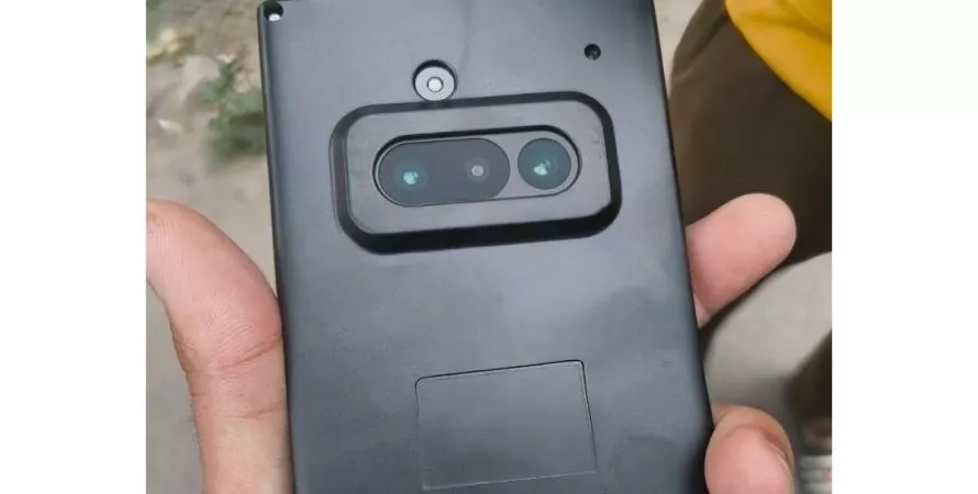 Nothing Phone (3a) et (3a) Pro : premières images et infos révélées