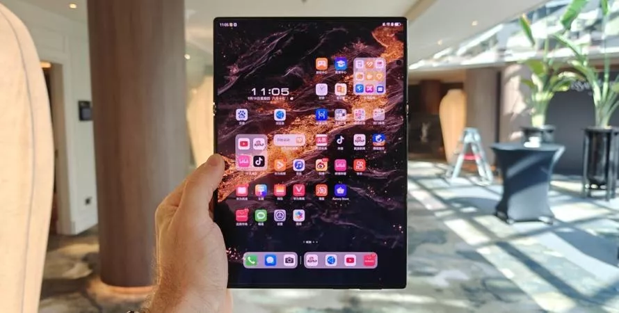 Apple prépare son iPhone pliable, mais un modèle triple écran est-il prévu ?