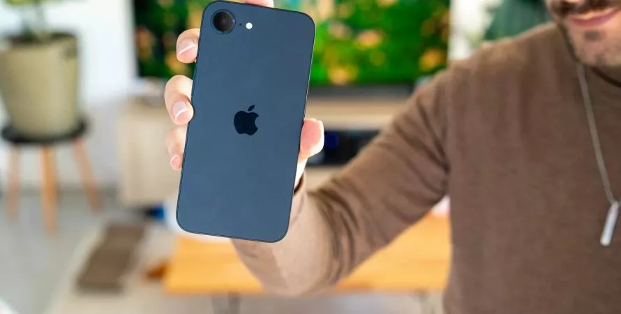 iPhone 16e : des soucis de Bluetooth frustrent les utilisateurs