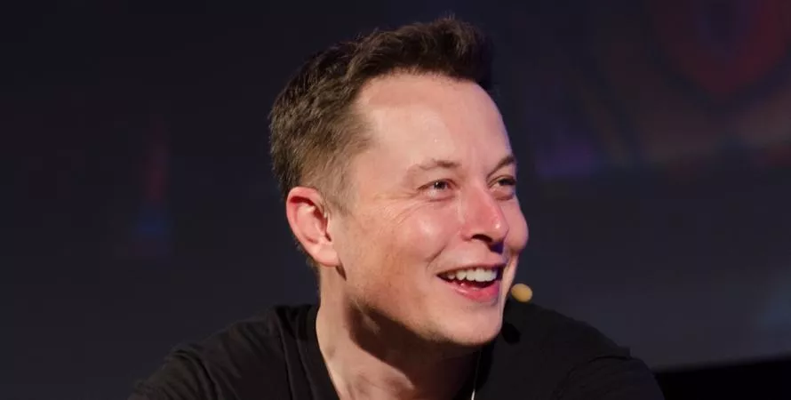 Elon Musk fusionne X et xAI : un pari audacieux sur l'IA