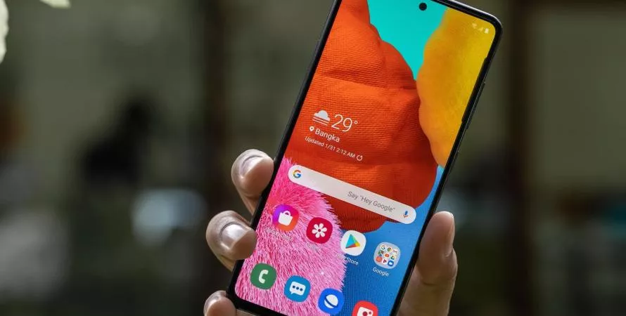 One UI 8 : Samsung prépare une mise à jour tout en discrétion