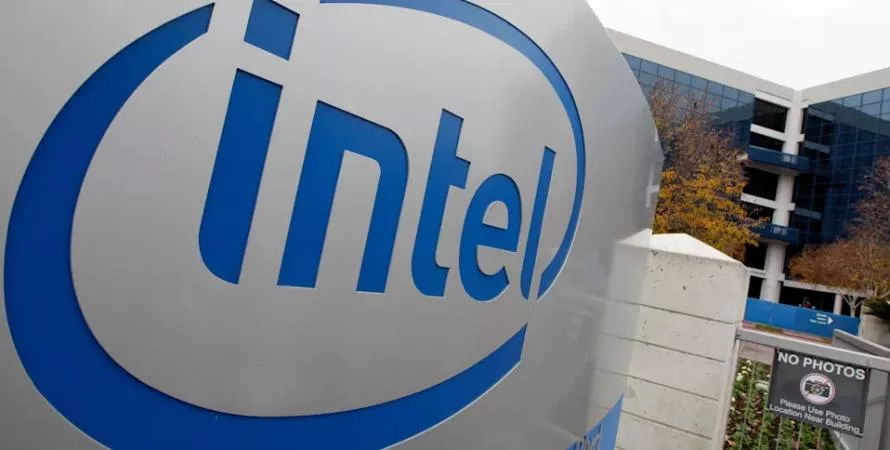 Intel pourrait supprimer jusqu’à 20 % de ses effectifs : que se passe-t-il ?