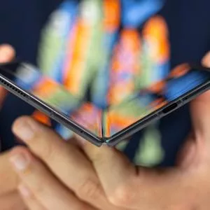Honor Magic V5 : le pliable ultra-fin qui veut détrôner Samsung