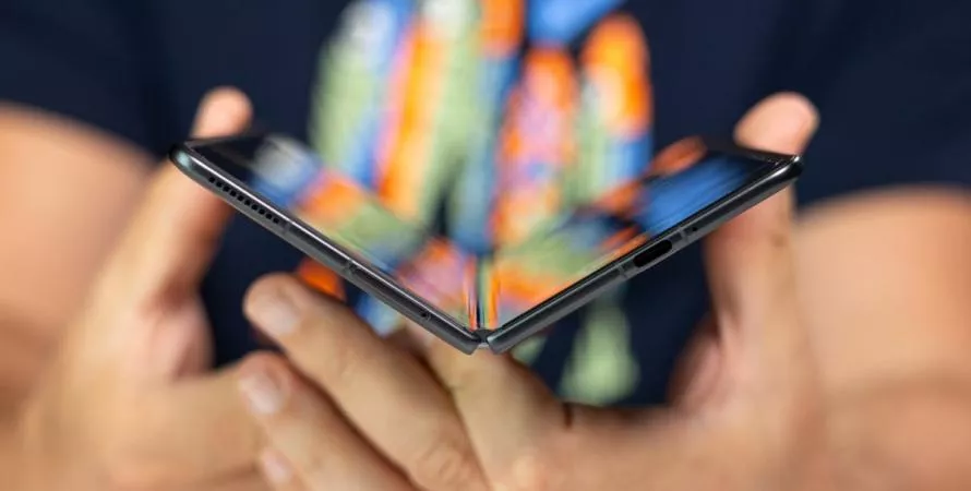 Honor Magic V5 : le pliable ultra-fin qui veut détrôner Samsung