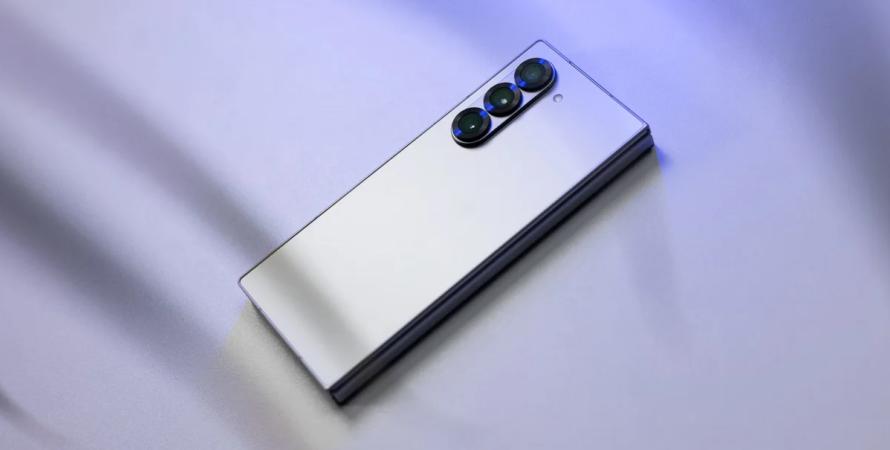 Galaxy Z Fold 7 : des limites qui font grincer des dents Galaxy Z Fold 7 : des limites qui font grincer des dents