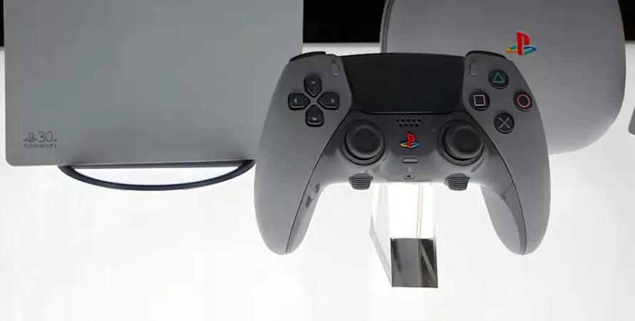PS5 Édition 30 ans : le retour très attendu de la manette collector