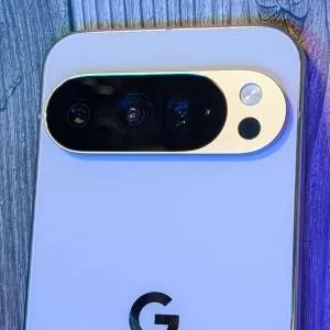 Google retire temporairement sa nouvelle fonctionnalité Daily Hub sur les Pixel 10