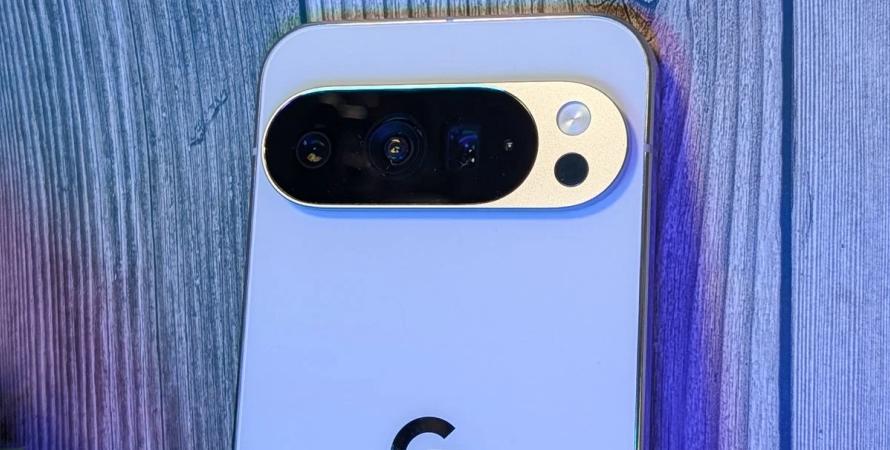 Google retire temporairement sa nouvelle fonctionnalité Daily Hub sur les Pixel 10 Google retire temporairement sa nouvelle fonctionnalité Daily Hub sur les Pixel 10