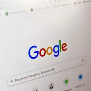 Google alerte : l'intelligence artificielle menace-t-elle l'avenir du web ?