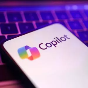 Microsoft pourrait intégrer l'IA Claude dans Office 365 : un tournant pour Copilot