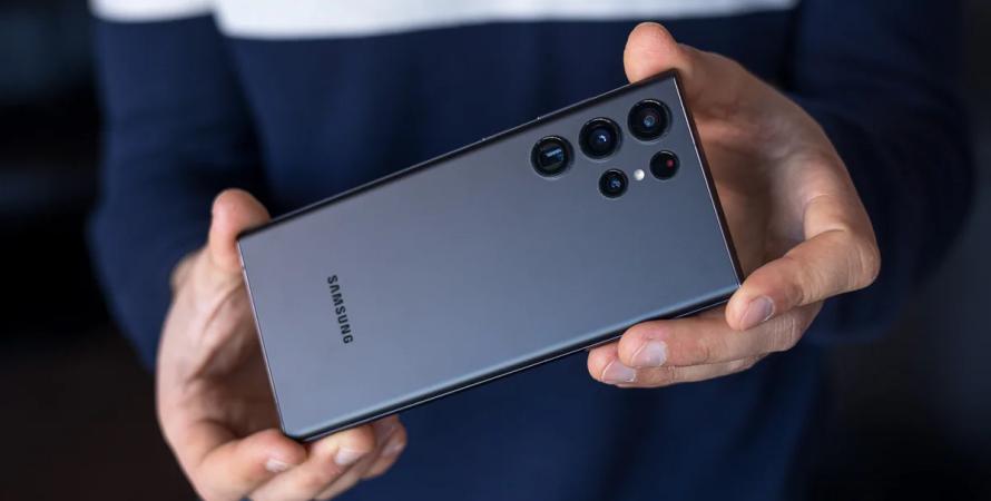 Samsung met à jour le Galaxy S22 avec One UI 8, mais sans grande nouveauté Samsung met à jour le Galaxy S22 avec One UI 8, mais sans grande nouveauté