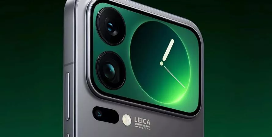 Xiaomi mise tout sur les écrans au dos et ça marche