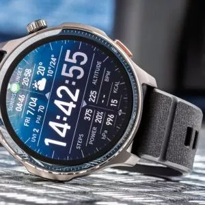 Sélection Noël 2025 : les montres et bracelets connectés Amazfit qui font vibrer les sportifs